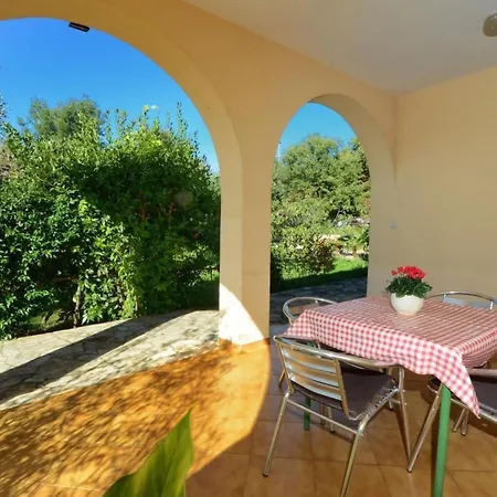 Albina 1 By Interhome *