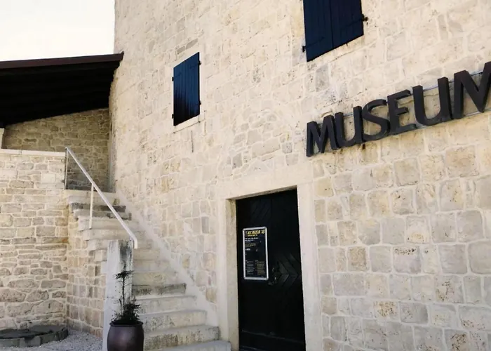 Albina 1 By Interhome